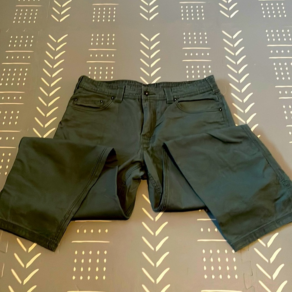 Men’s Prana Pants size 34X30 Dark Green Color.